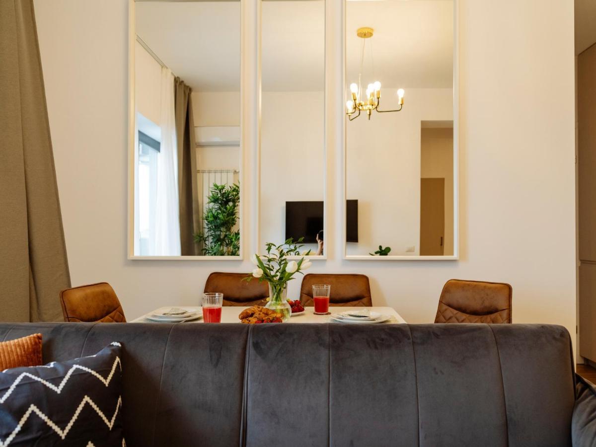 Sunny 2Br Flat - Top Location - Amazing Balcony Бухарест Екстер'єр фото